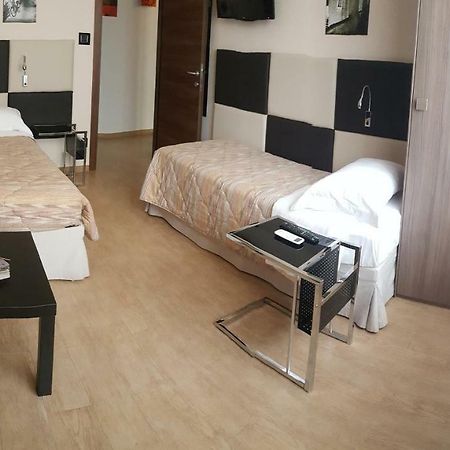 B&B Il Viandante Mesagne Bagian luar foto