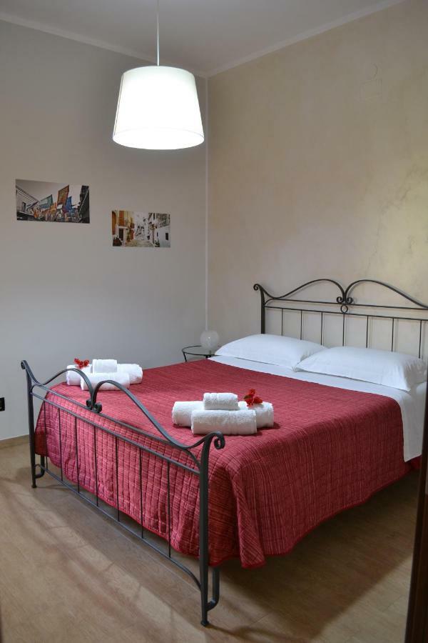 B&B Il Viandante Mesagne Bagian luar foto