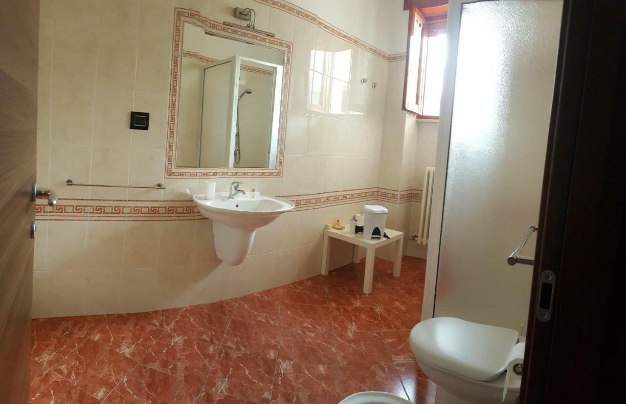 B&B Il Viandante Mesagne Bagian luar foto